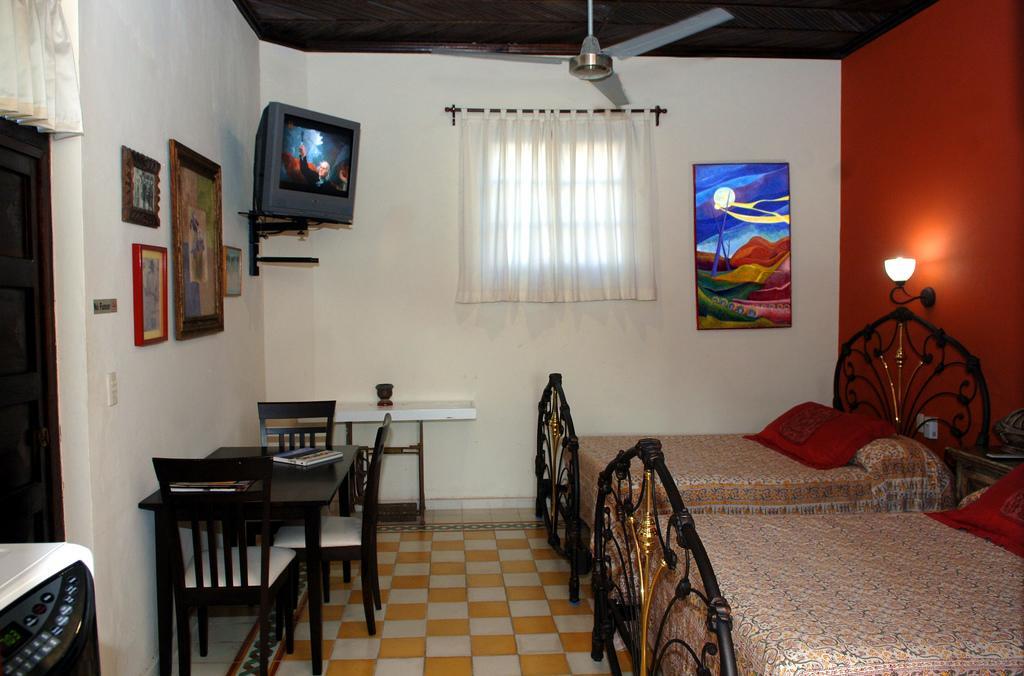 Hotel Machado Масатлан Экстерьер фото