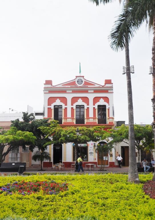 Hotel Machado Масатлан Экстерьер фото